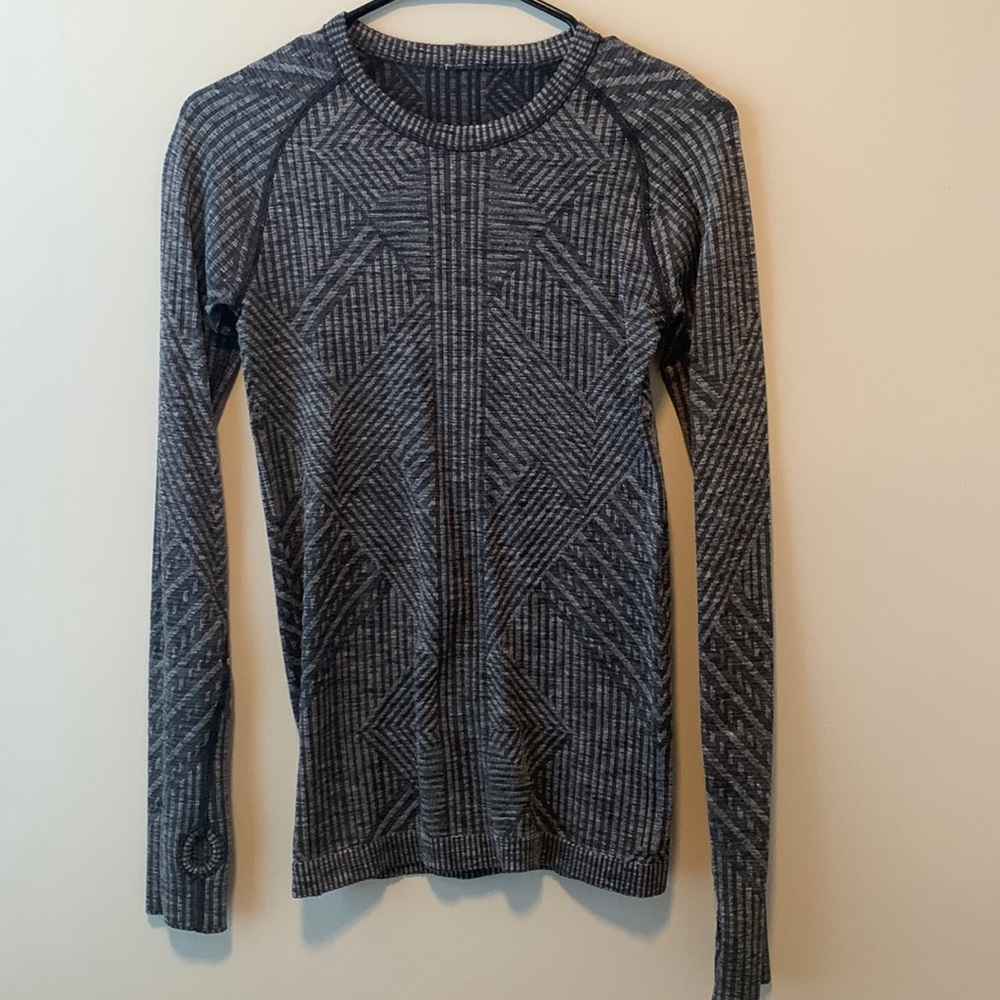Women's Lululemon RestLess Pullover Long Sleeve Crew Neck Top Black (2) No Tags